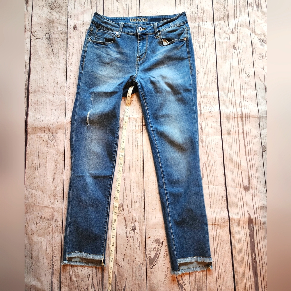 Grace in LA East Fit Skinny Ankle Jeans in Size 27